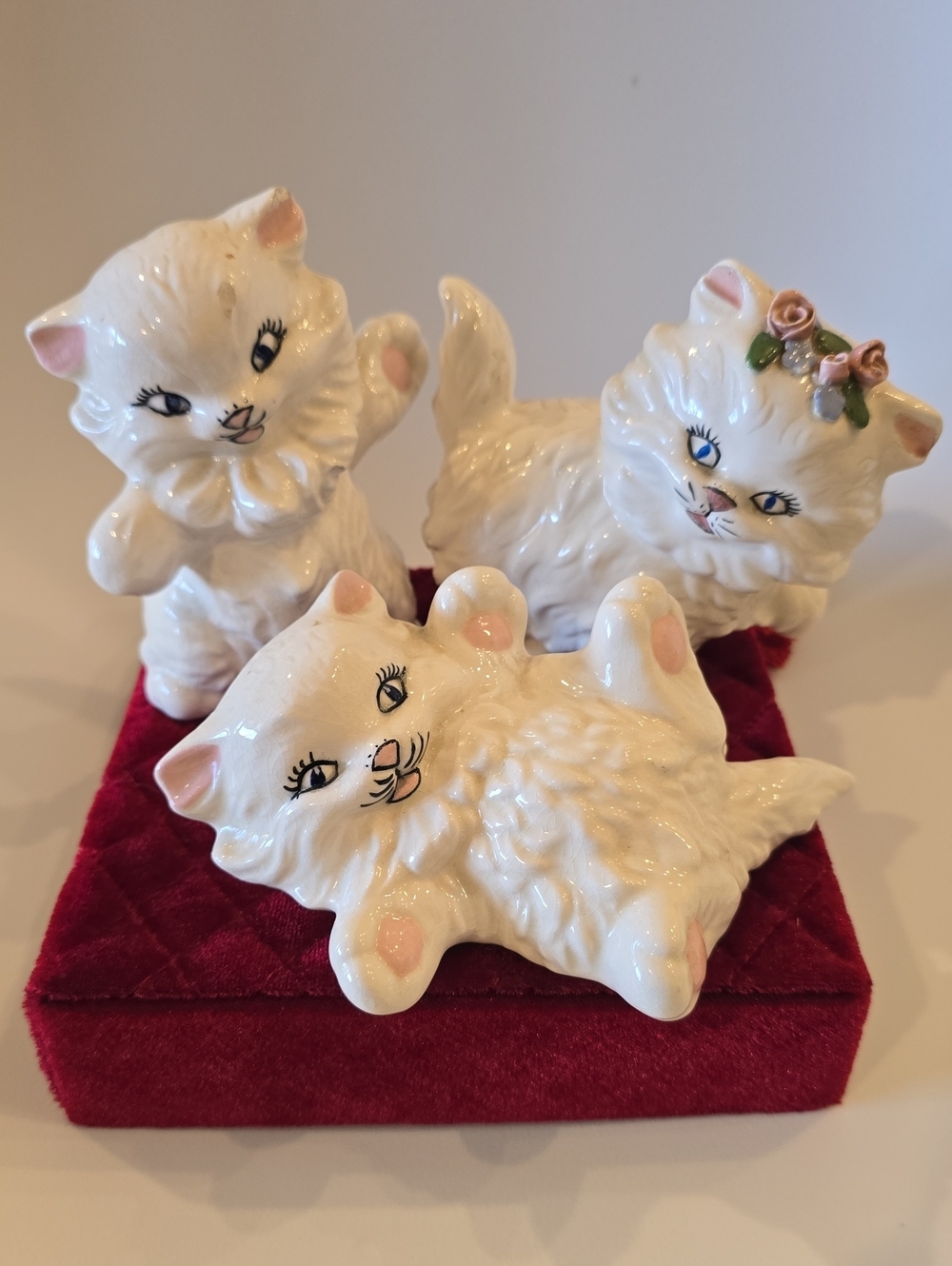 Vintage White Ceramic Kitten Figurines Dot - Trio